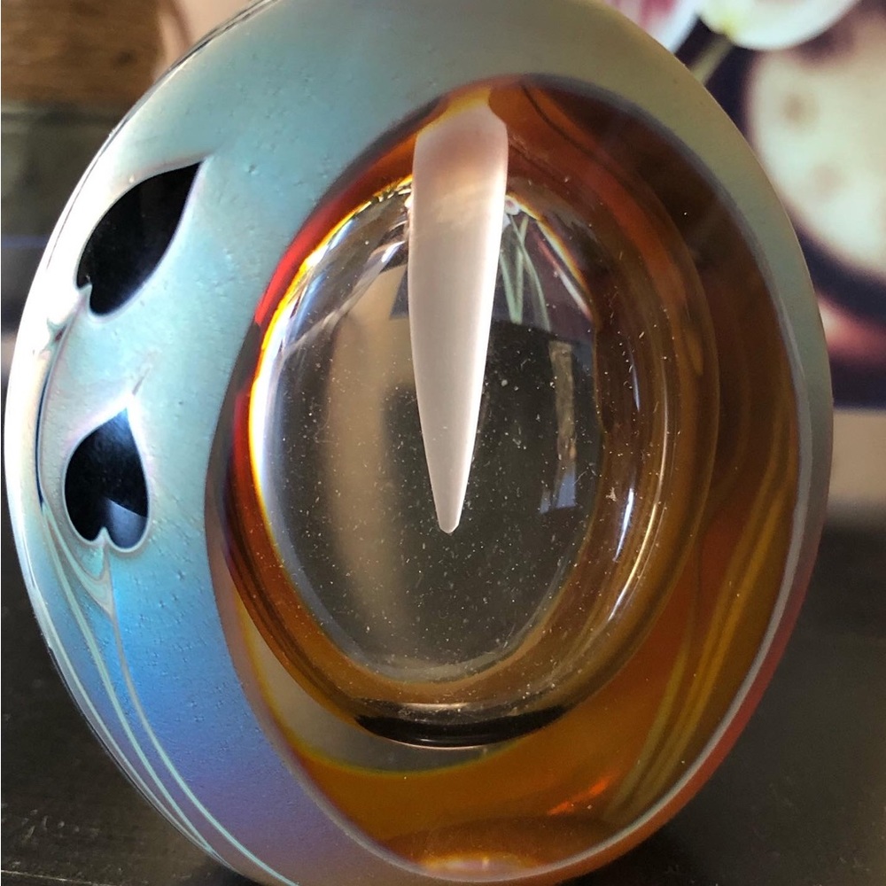 ***SOLD!!!**** Zweifel one of a kind glass perfume bottle  falling heart design. - Picture 9 of 12